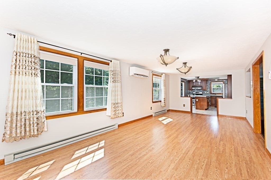 75 Wedgewood Road Worcester, MA 01602 - Photo 12 of 34 Gallery Image 12