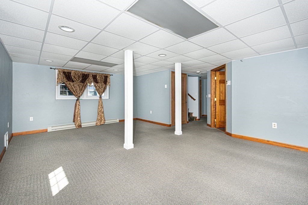 75 Wedgewood Road Worcester, MA 01602 - Photo 27 of 34 Gallery Image 27