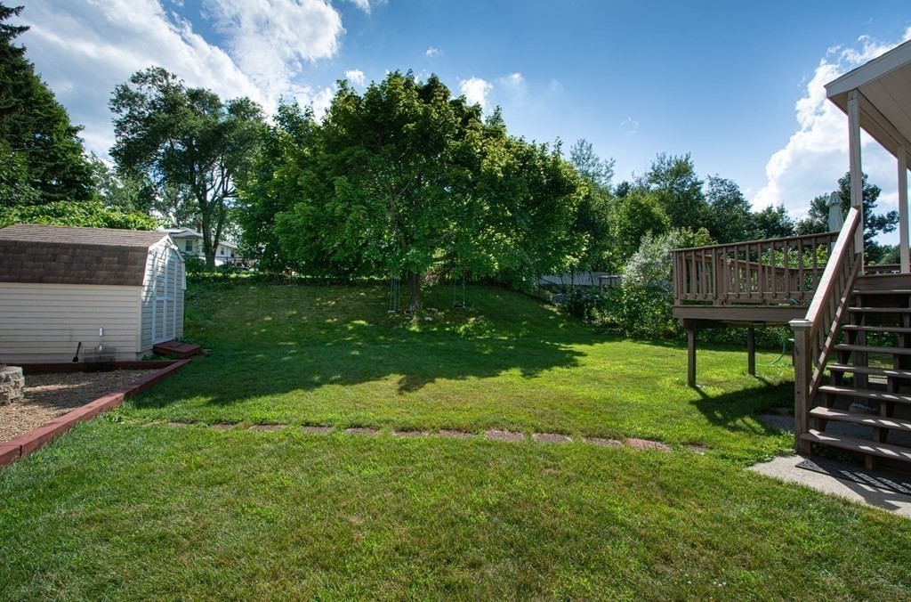 75 Wedgewood Road Worcester, MA 01602 - Photo 33 of 34 Gallery Image 33
