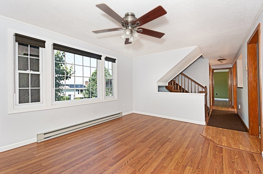 75 Wedgewood Road Worcester, MA 01602 - Photo 6 of 34 Gallery Image 6