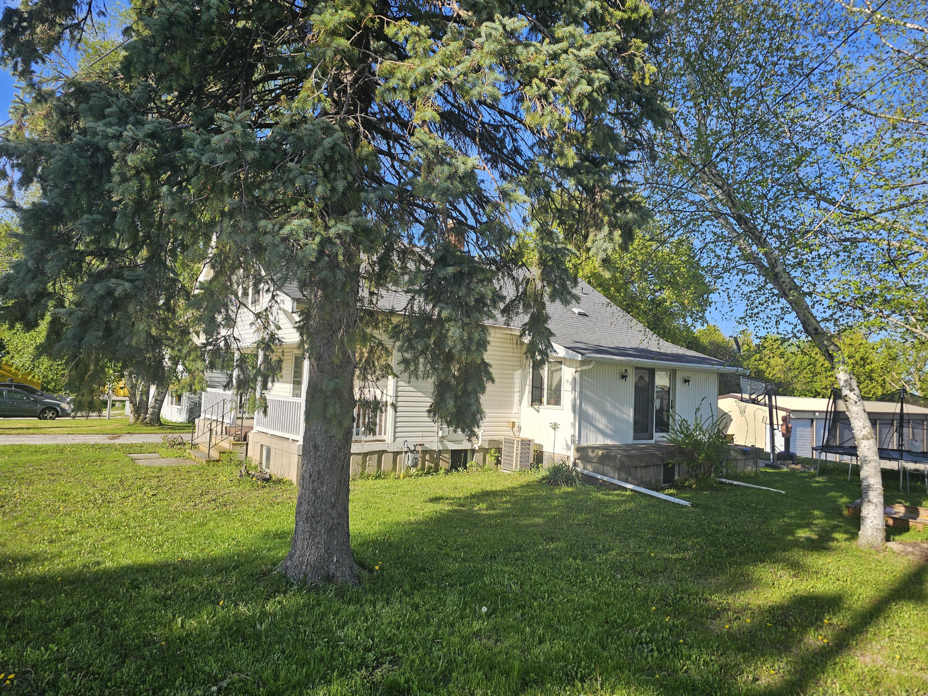 2409 North Rapids Road Manitowoc, WI 54220 - Photo 22 of 23 20260520_175423
