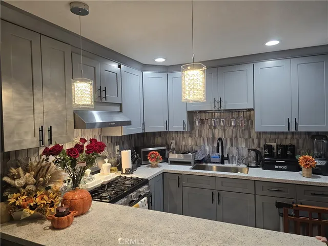 $2,800 | 5557 Olive Avenue, Long Beach, CA 90805