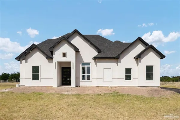 $395,000 | 954 South Milanos Road, Weslaco, TX 78596