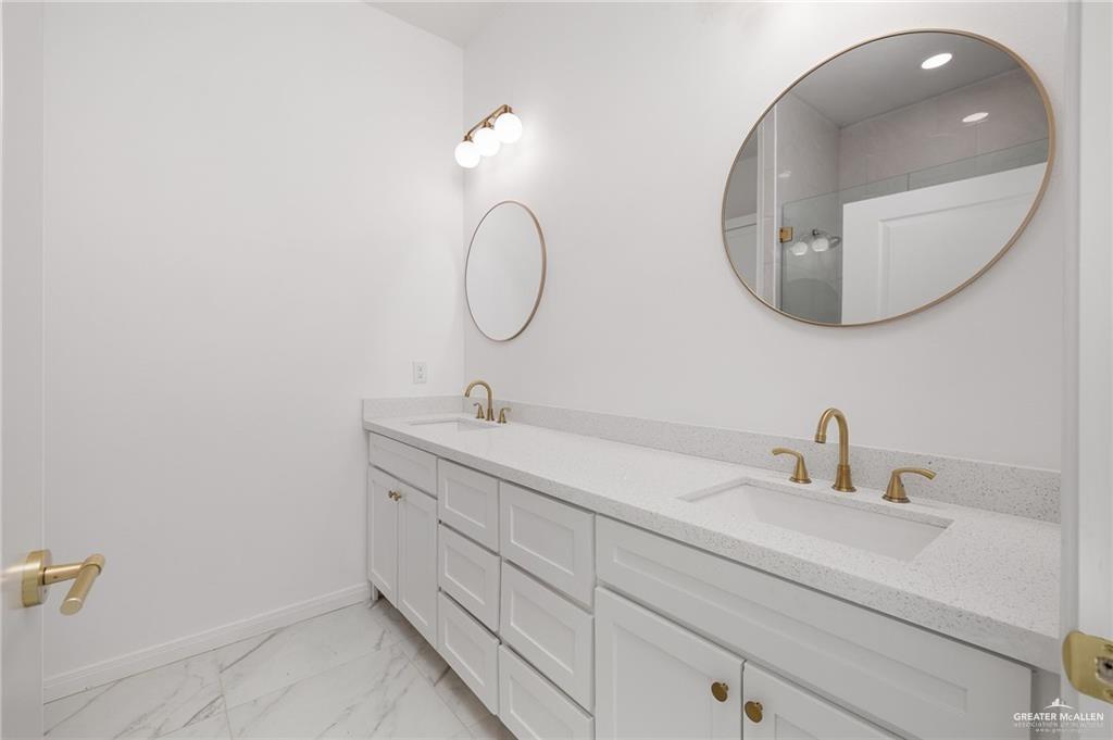 954 South Milanos Road Weslaco, TX 78596 - Photo 13 of 19