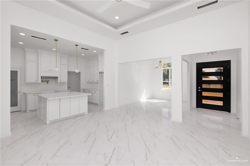 954 South Milanos Road Weslaco, TX 78596 - Photo 6 of 19