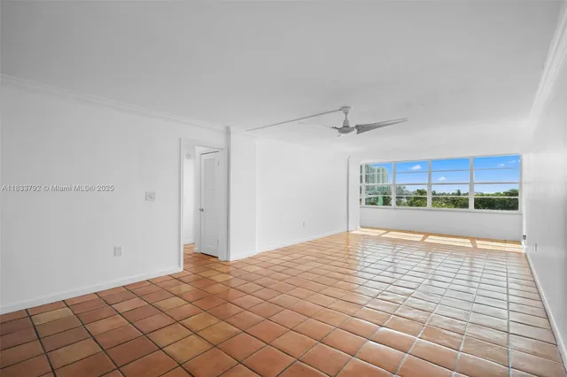 $395,000 | 401 Southeast 25th Avenue, Unit 605, Fort Lauderdale, FL 33301