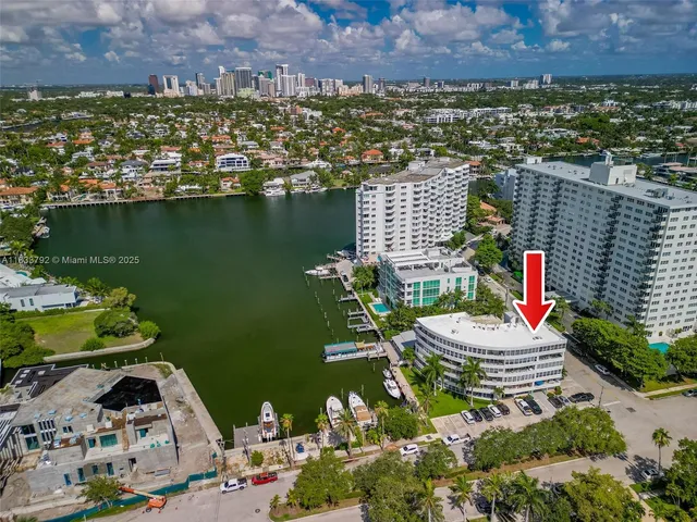 $395,000 | 401 Southeast 25th Avenue, Unit 605, Fort Lauderdale, FL 33301