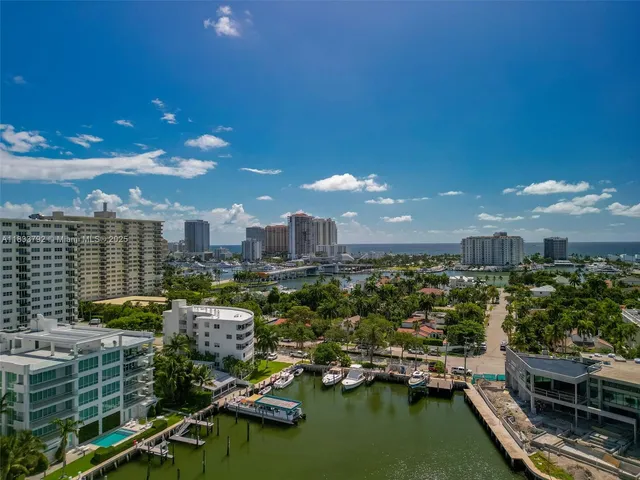 $395,000 | 401 Southeast 25th Avenue, Unit 605, Fort Lauderdale, FL 33301