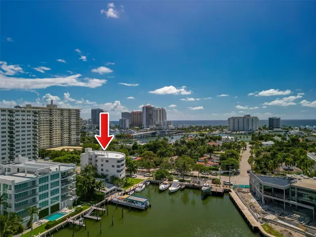 $395,000 | 401 Southeast 25th Avenue, Unit 605, Fort Lauderdale, FL 33301