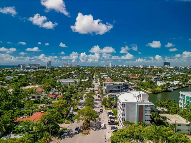 $395,000 | 401 Southeast 25th Avenue, Unit 605, Fort Lauderdale, FL 33301