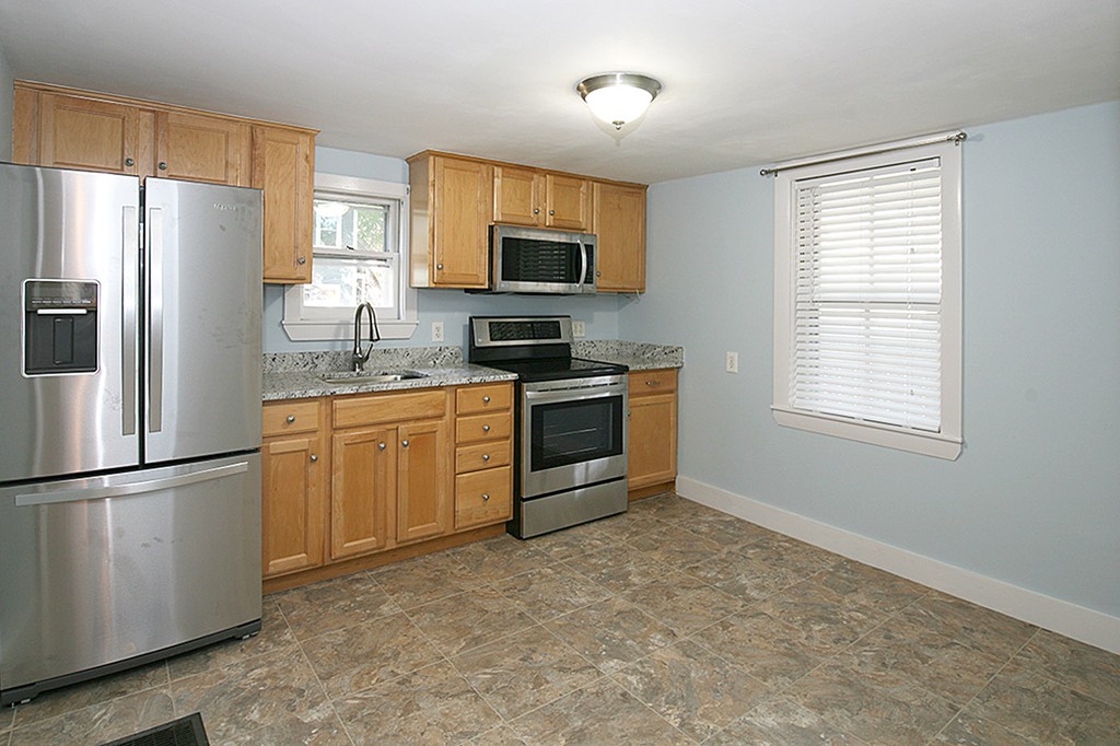 27 Turner Street, Unit 1 Salem, MA 01970 - Photo 14 of 20