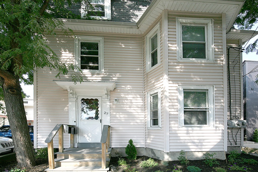 27 Turner Street, Unit 1 Salem, MA 01970 - Photo 2 of 20