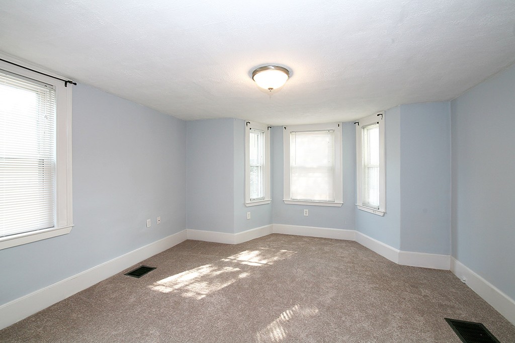 27 Turner Street, Unit 1 Salem, MA 01970 - Photo 7 of 20