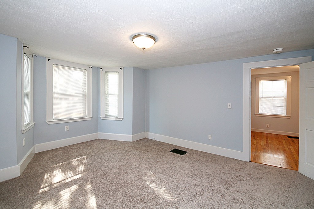 27 Turner Street, Unit 1 Salem, MA 01970 - Photo 8 of 20