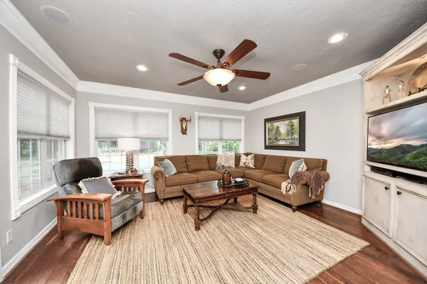 $1,200,000 | 10435 Crestwater Circle, Magnolia, TX 77354