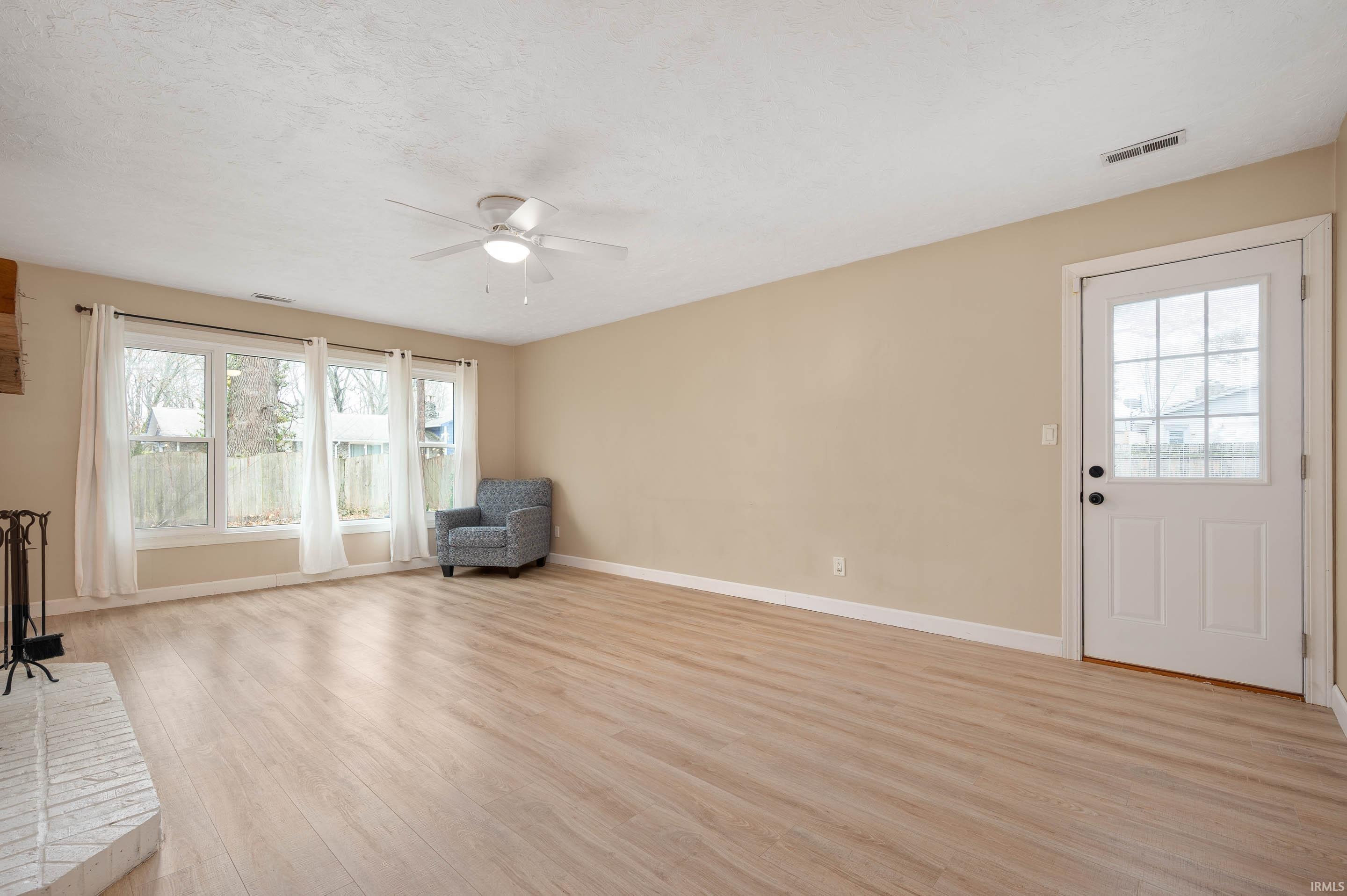1224 Greendale Road Anderson, IN 46011 - Photo 3 of 20 Gallery Image 3