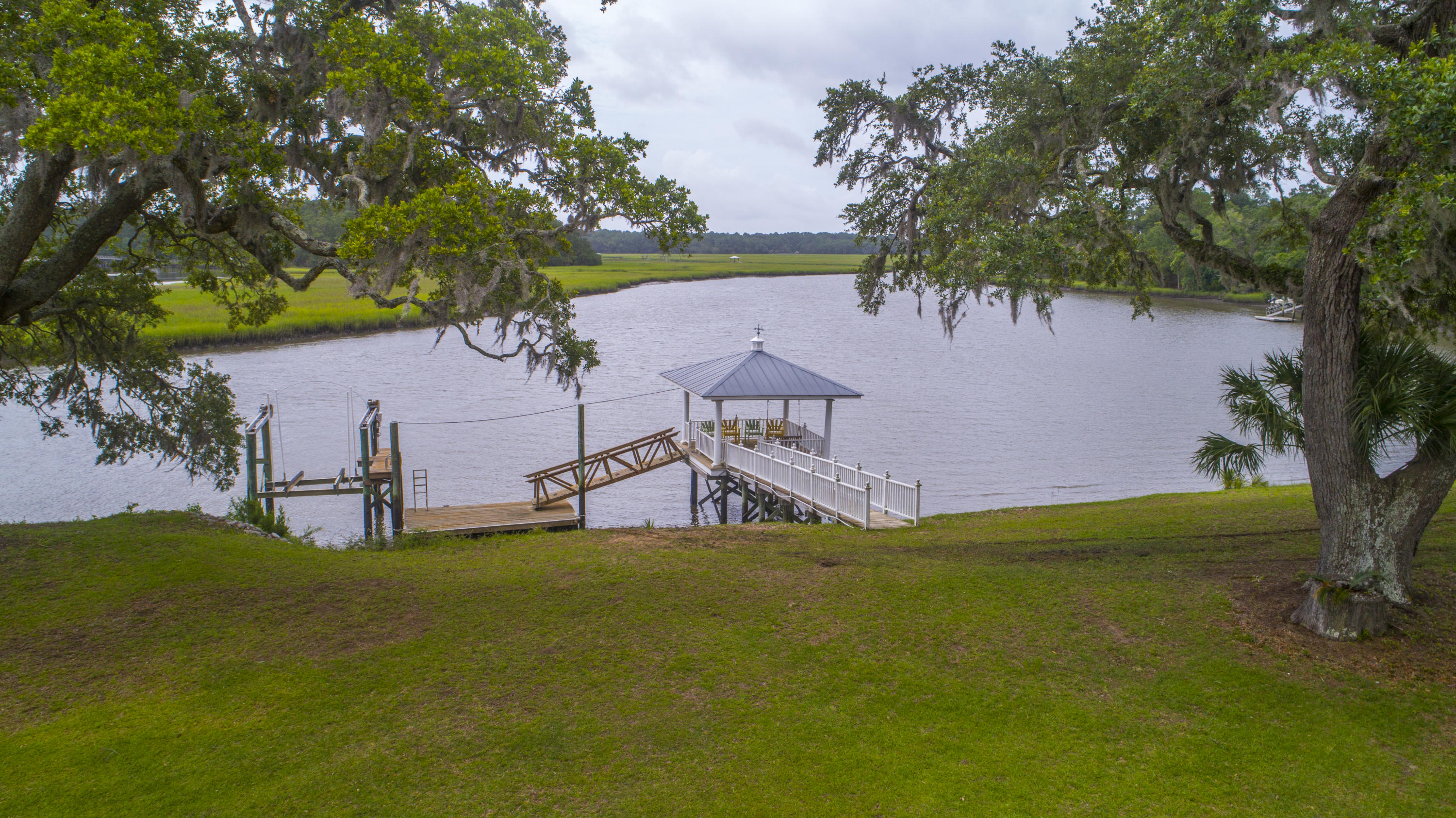 2184 Megget Point Road Edisto Island, SC 29438 - Photo 5 of 80 MeggetPointRoad_Edited_013 (1)