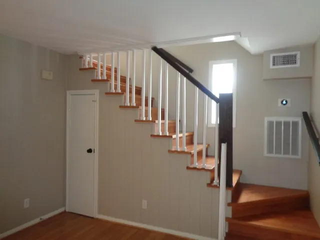 $1,380 | 2225 Mimosa Drive, Unit 4, Houston, TX 77019