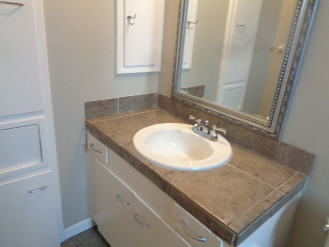 2225 Mimosa Drive, Unit 4 Houston, TX 77019 - Photo 9 of 14