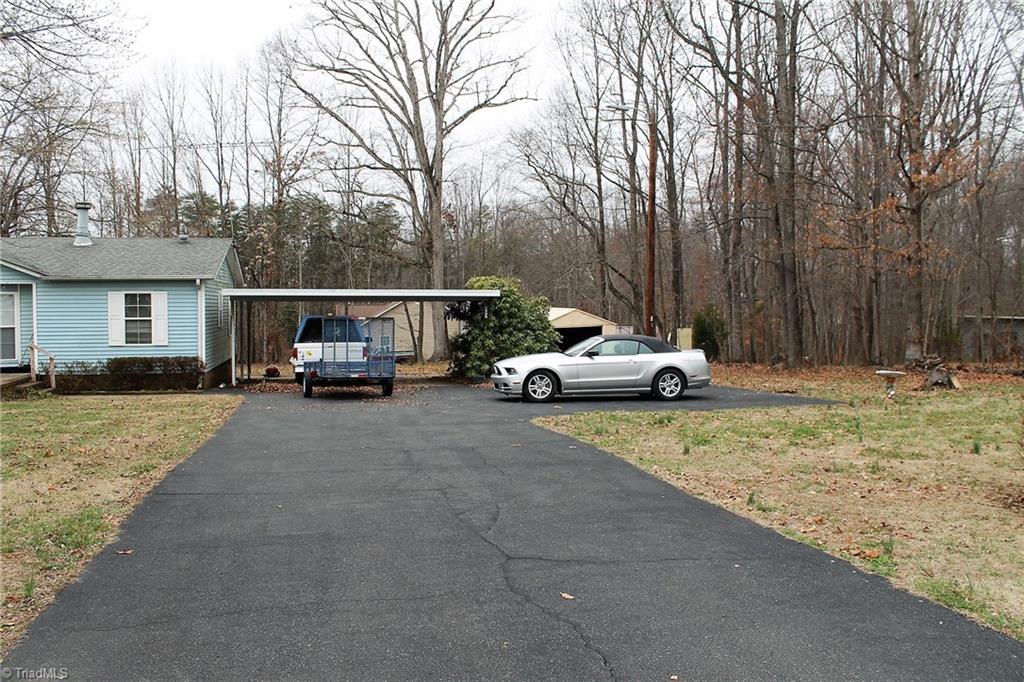 328 Strawberry Road Reidsville, NC 27320 - Photo 16 of 23 Gallery Image 16