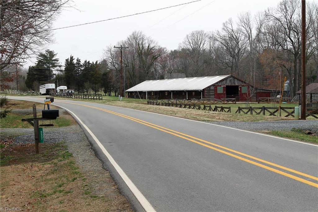 328 Strawberry Road Reidsville, NC 27320 - Photo 20 of 23 Gallery Image 20