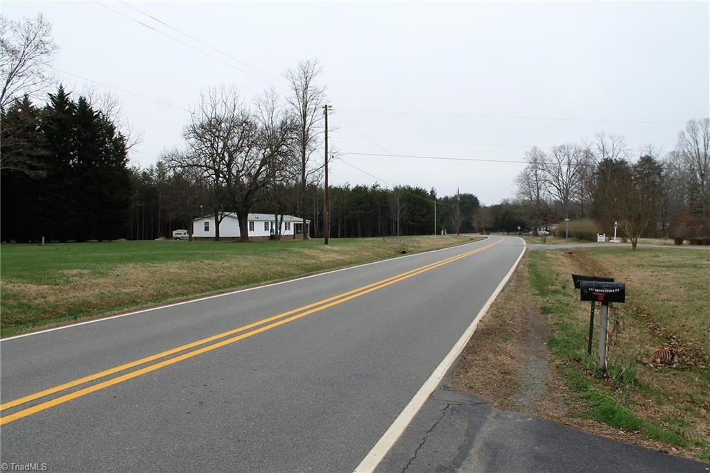 328 Strawberry Road Reidsville, NC 27320 - Photo 22 of 23 Gallery Image 22
