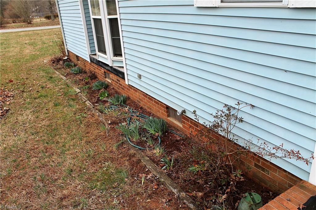 328 Strawberry Road Reidsville, NC 27320 - Photo 23 of 23 Gallery Image 23