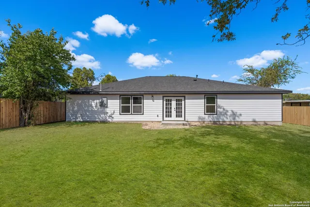 $470,000 | 246 Sprucewood Lane, San Antonio, TX 78216