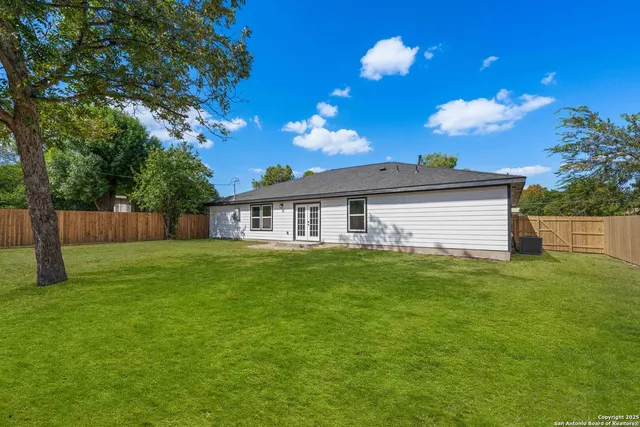 $470,000 | 246 Sprucewood Lane, San Antonio, TX 78216