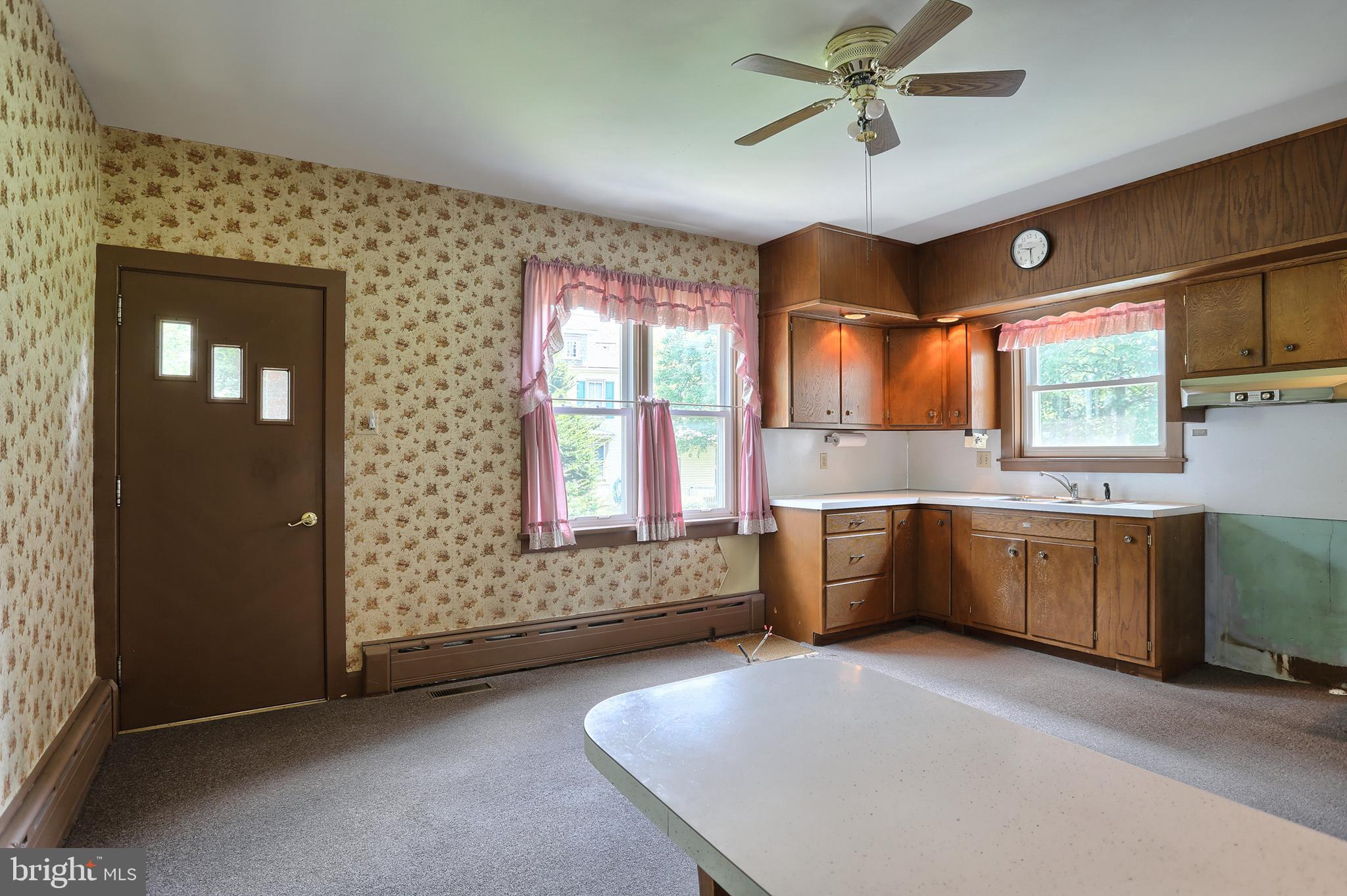 1321 Birch Road Lebanon, PA 17042 - Photo 12 of 31 Gallery Image 12