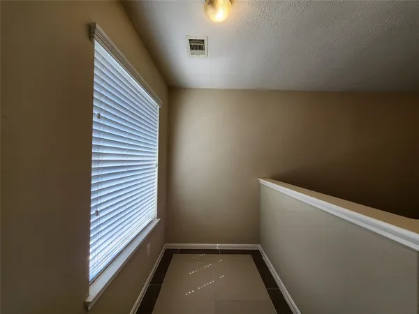 $1,895 | 11111 Valley Kings Drive, Houston, TX 77089