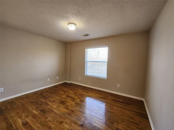 $1,895 | 11111 Valley Kings Drive, Houston, TX 77089