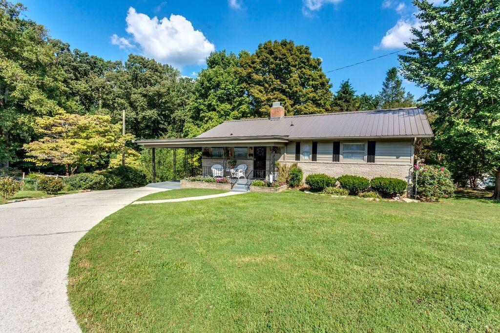 116 Underwood Road Oak Ridge, TN 37830 - Photo 2 of 20 3