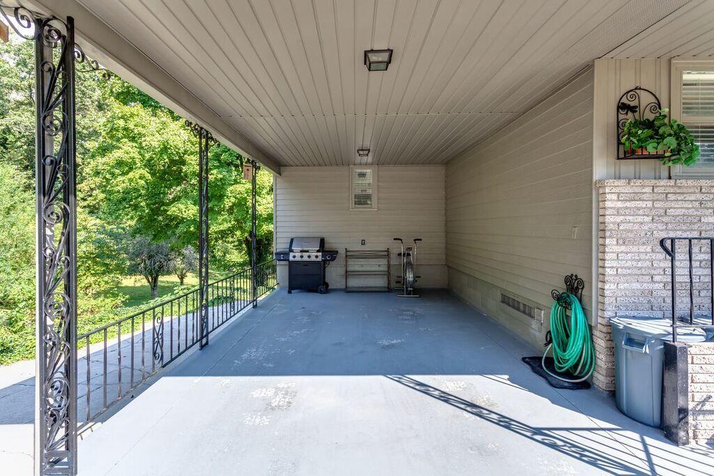 116 Underwood Road Oak Ridge, TN 37830 - Photo 16 of 20 21