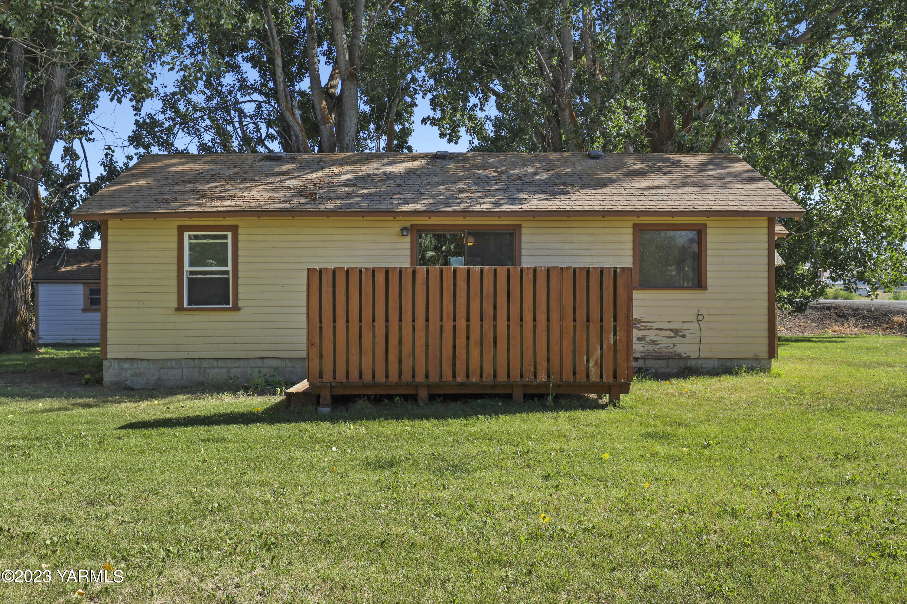17271 Summitview Road Cowiche, WA 98923 - Photo 19 of 20 a view of a house with a yard