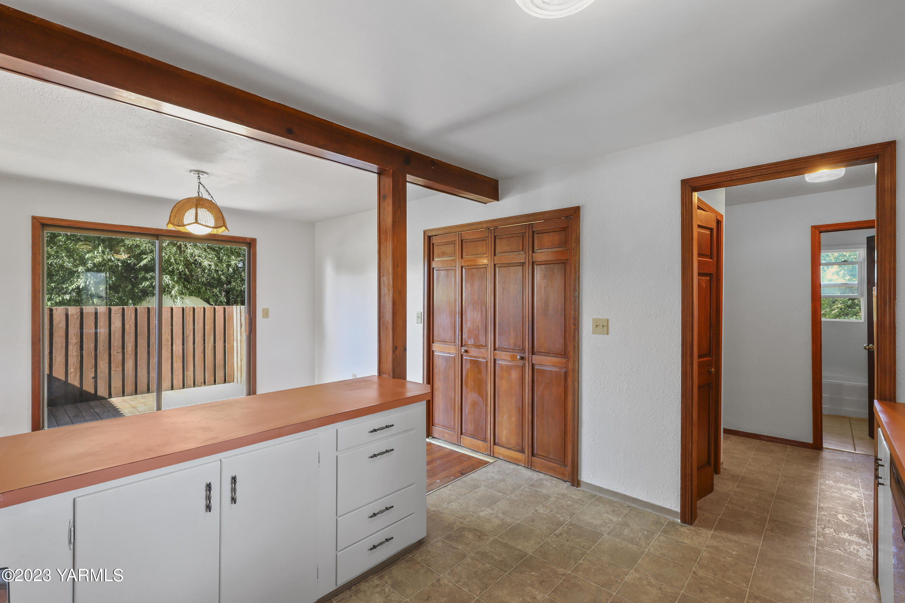 17271 Summitview Road Cowiche, WA 98923 - Photo 8 of 20