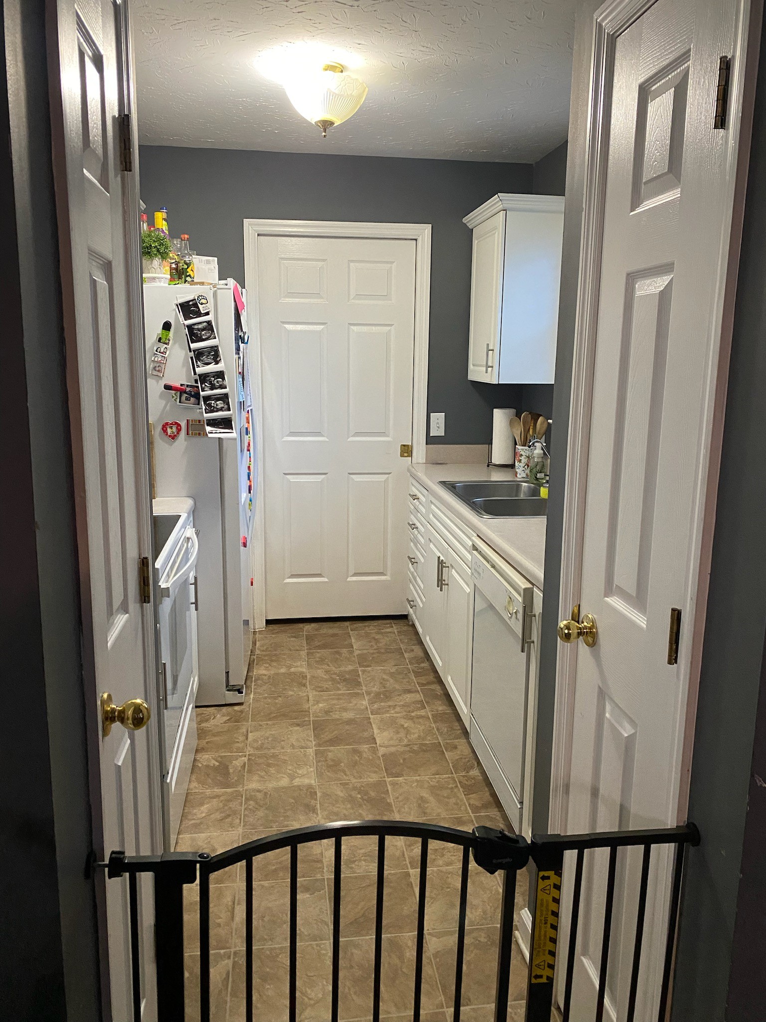 128 Greystone Drive Springfield, TN 37172 - Photo 3 of 12 Gallery Image 3