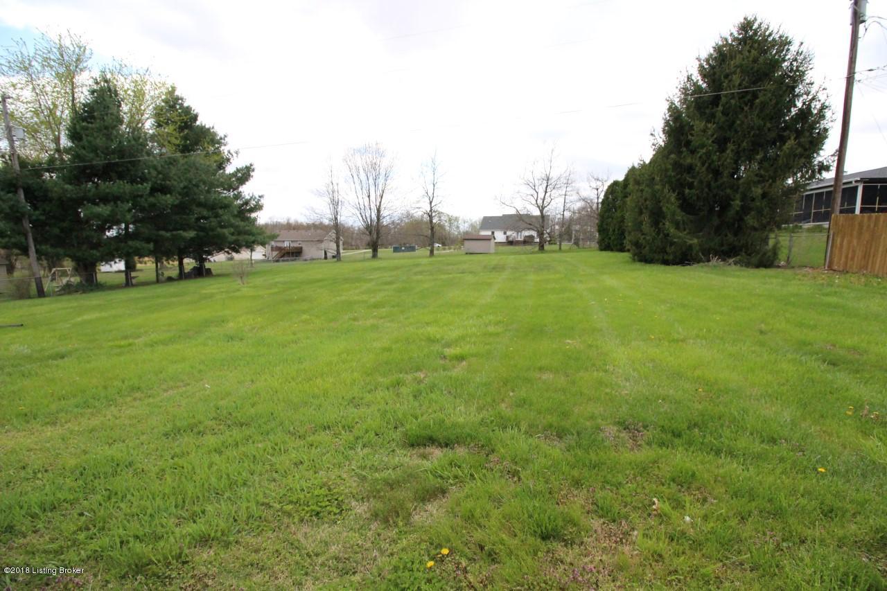 986 Shelton Road Radcliff, KY 40160 - Photo 20 of 23 IMG_9176