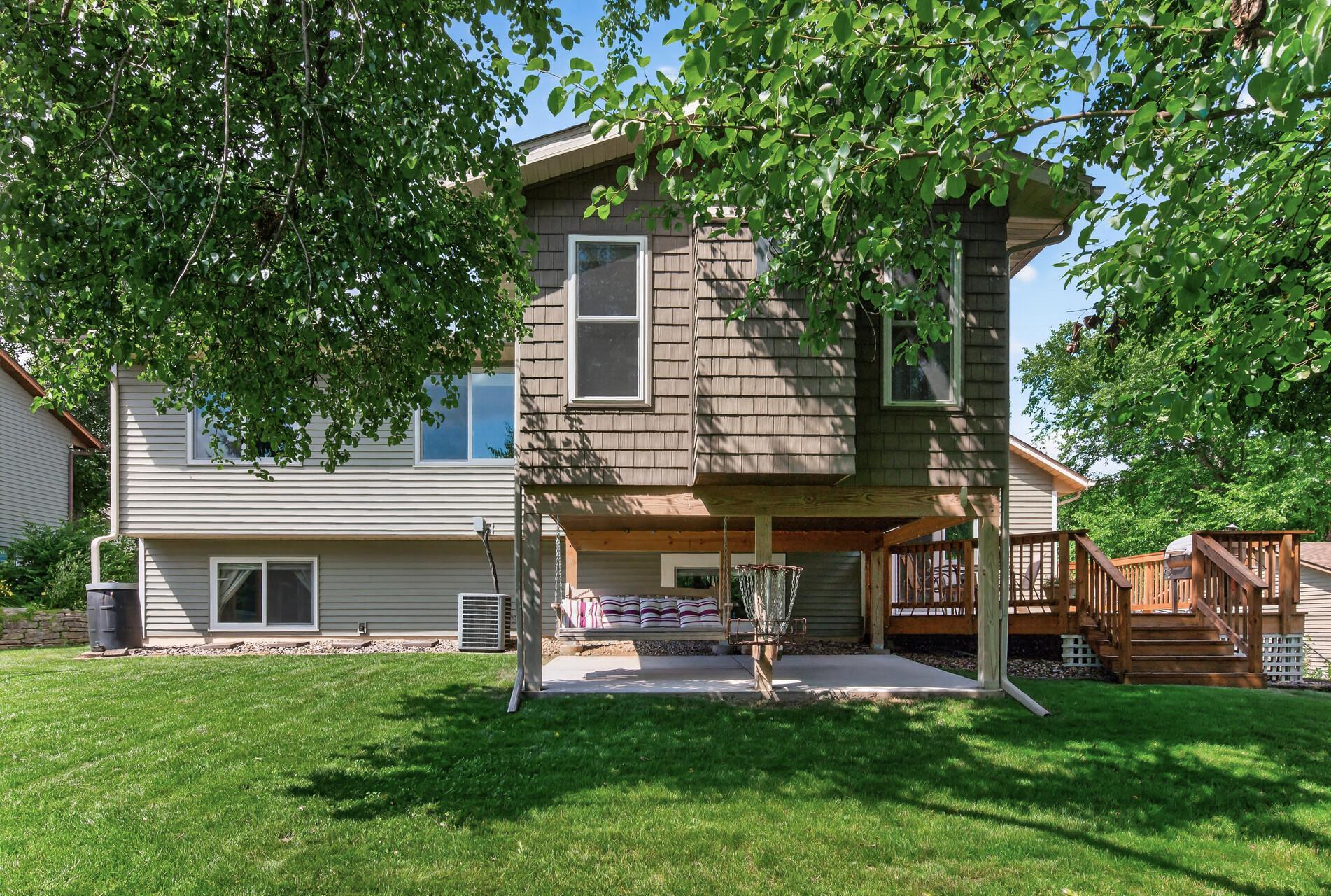 9391 Newcastle Road Woodbury, MN 55125 - Photo 2 of 58