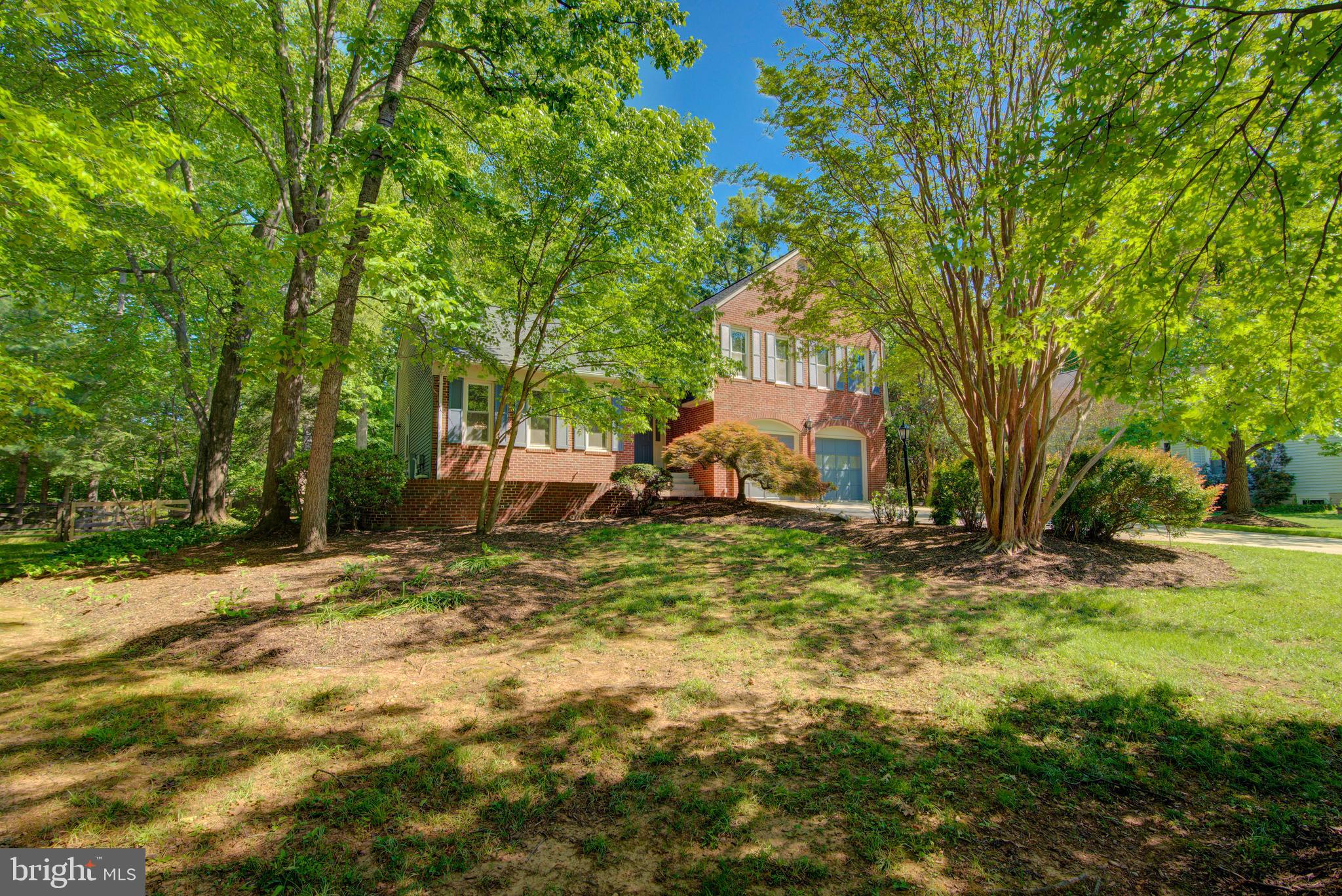 44 Carrollton Road Sterling, VA 20165 - Photo 5 of 75