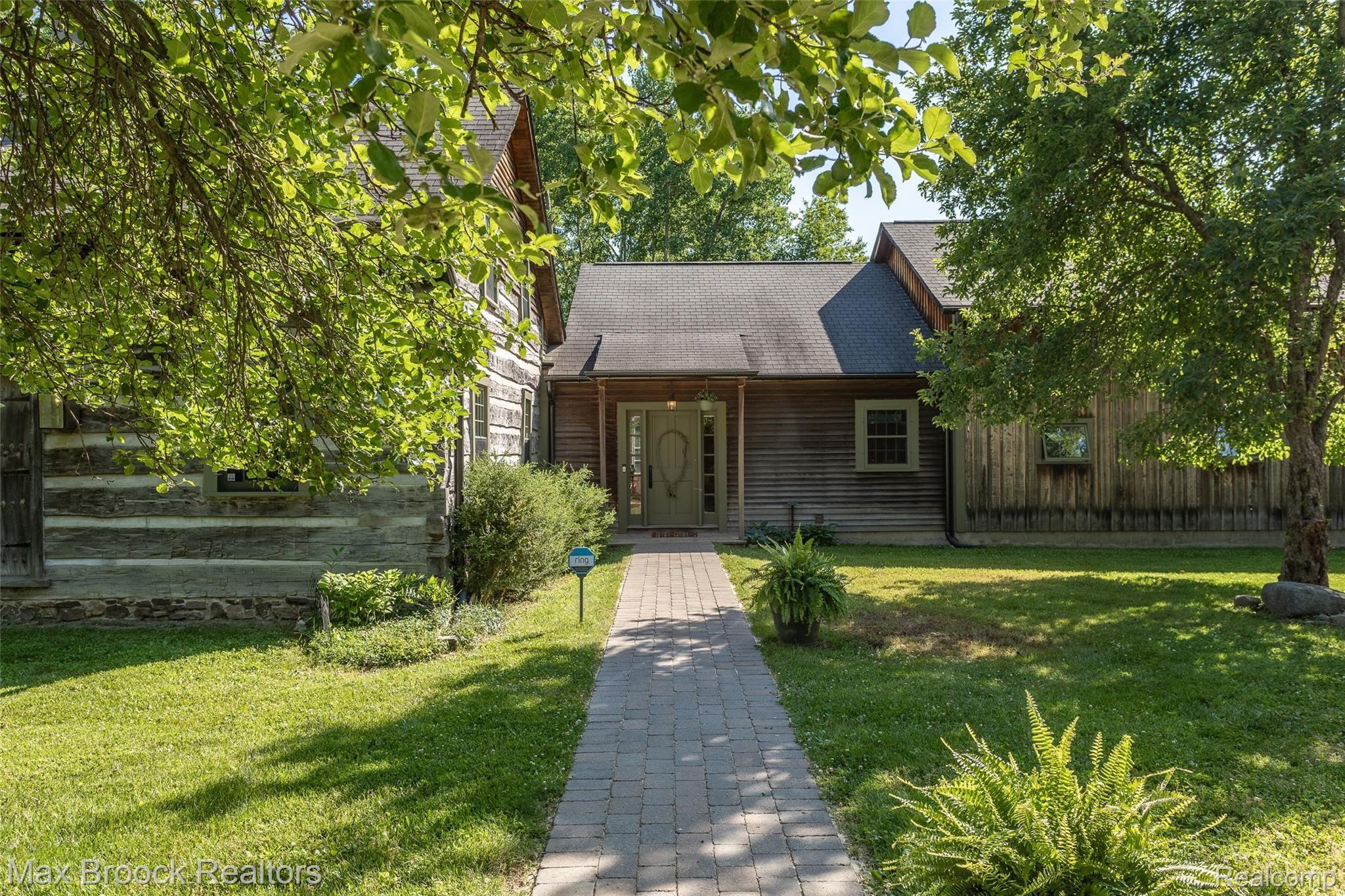 6250 Winkler Mill Road Rochester, MI 48306 - Photo 2 of 56 244A2301-HDR-2.jpg