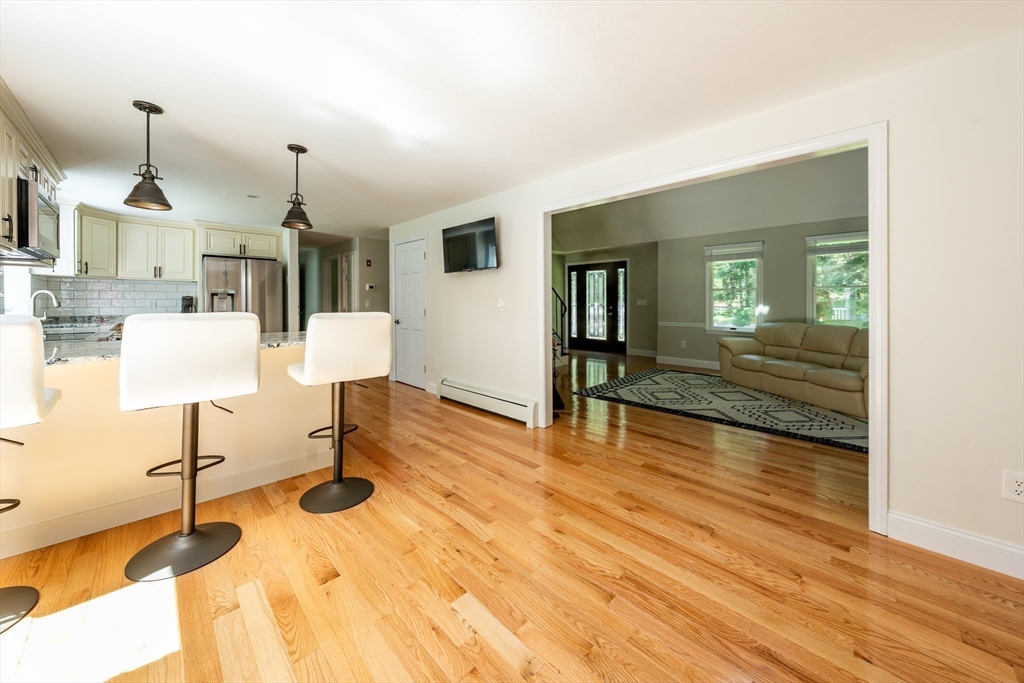 3 Popple Bottom Road Sandwich, MA 02563 - Photo 6 of 40 Gallery Image 6