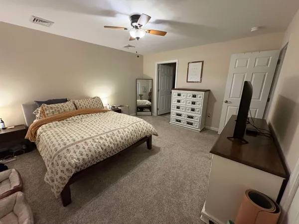 $2,600 | 48 Nicholas Lane, Barre, VT 05641