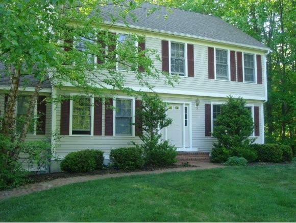 9 Ross Road Durham, NH 03824 - Photo 1 of 1