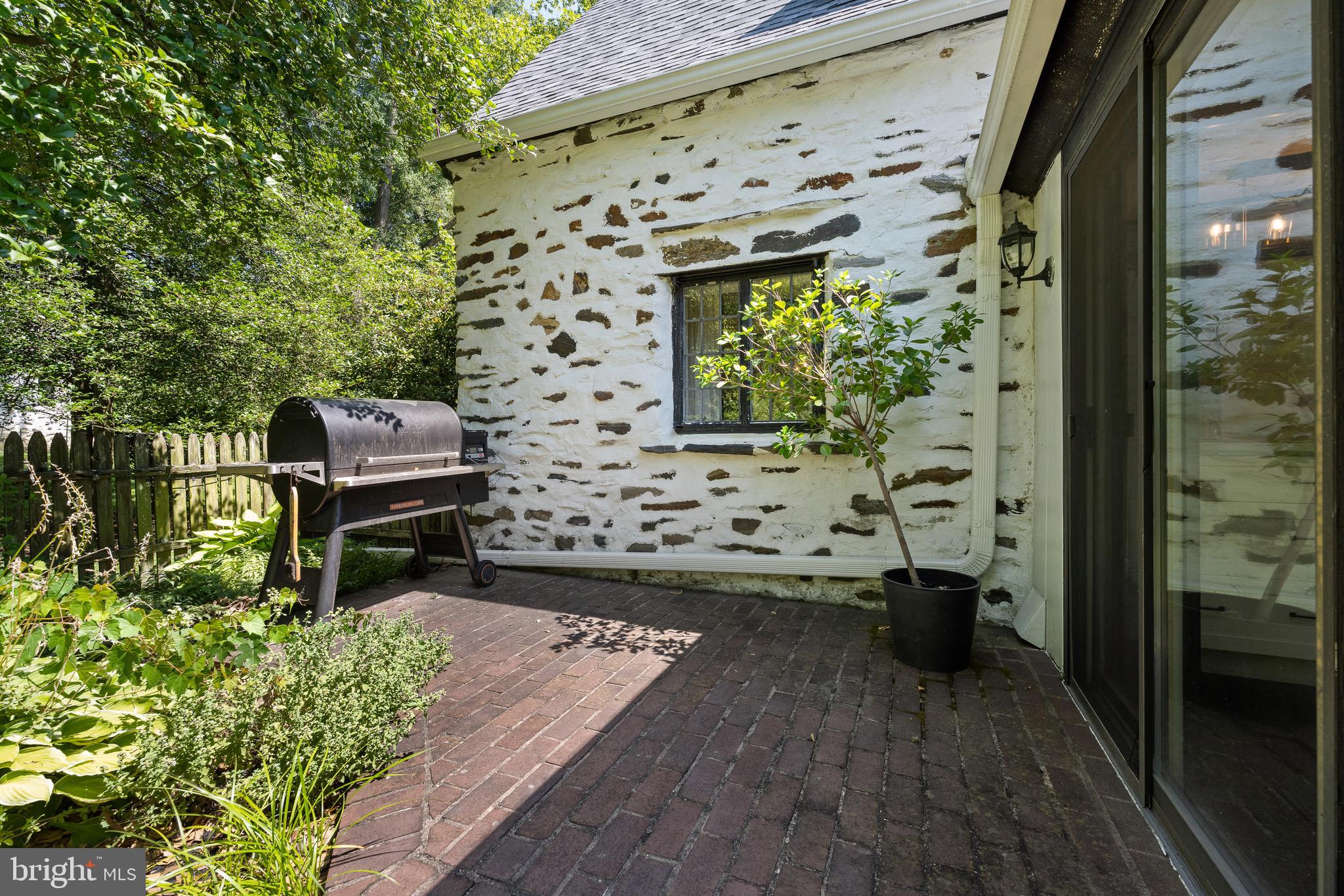 901 Twyckenham Road Media, PA 19063 - Photo 34 of 40 Patio off Kitchen