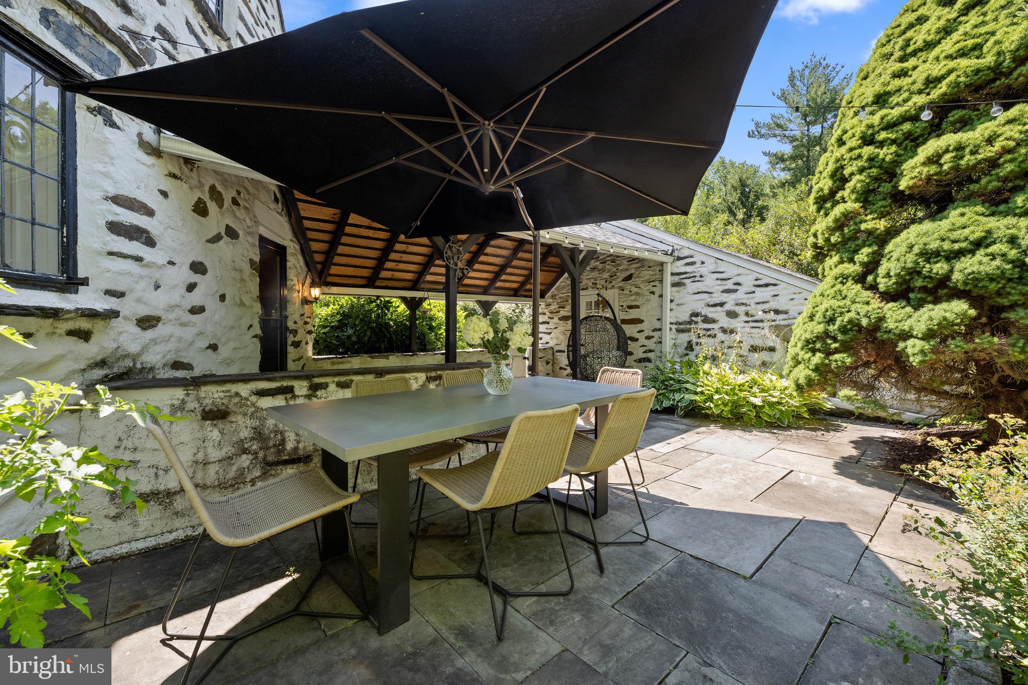 901 Twyckenham Road Media, PA 19063 - Photo 36 of 40 Rear Patio