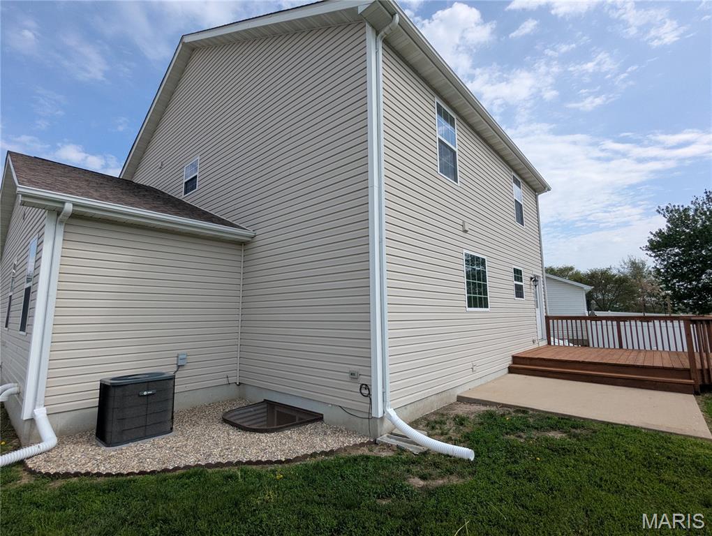 1153 Gulfstream Way Mascoutah, IL 62258 - Photo 43 of 46