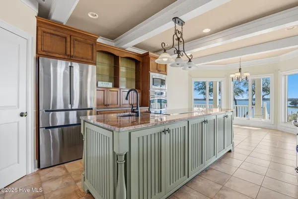 $1,900,000 | 112 Elizabeth's Way, Swansboro, NC 28584