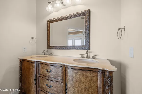 $1,900,000 | 112 Elizabeth's Way, Swansboro, NC 28584