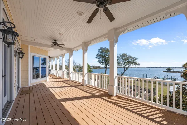 $1,900,000 | 112 Elizabeth's Way, Swansboro, NC 28584